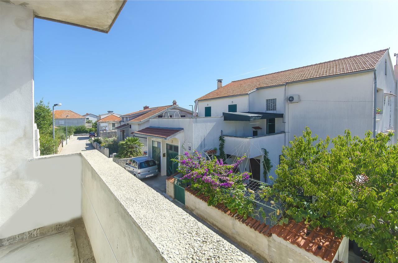 Apartment Niko Vodice Esterno foto