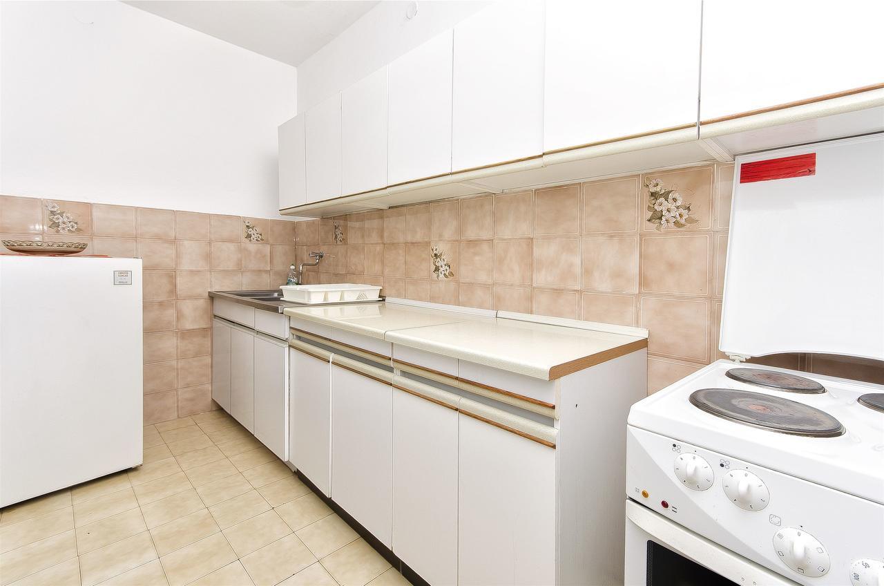 Apartment Niko Vodice Esterno foto