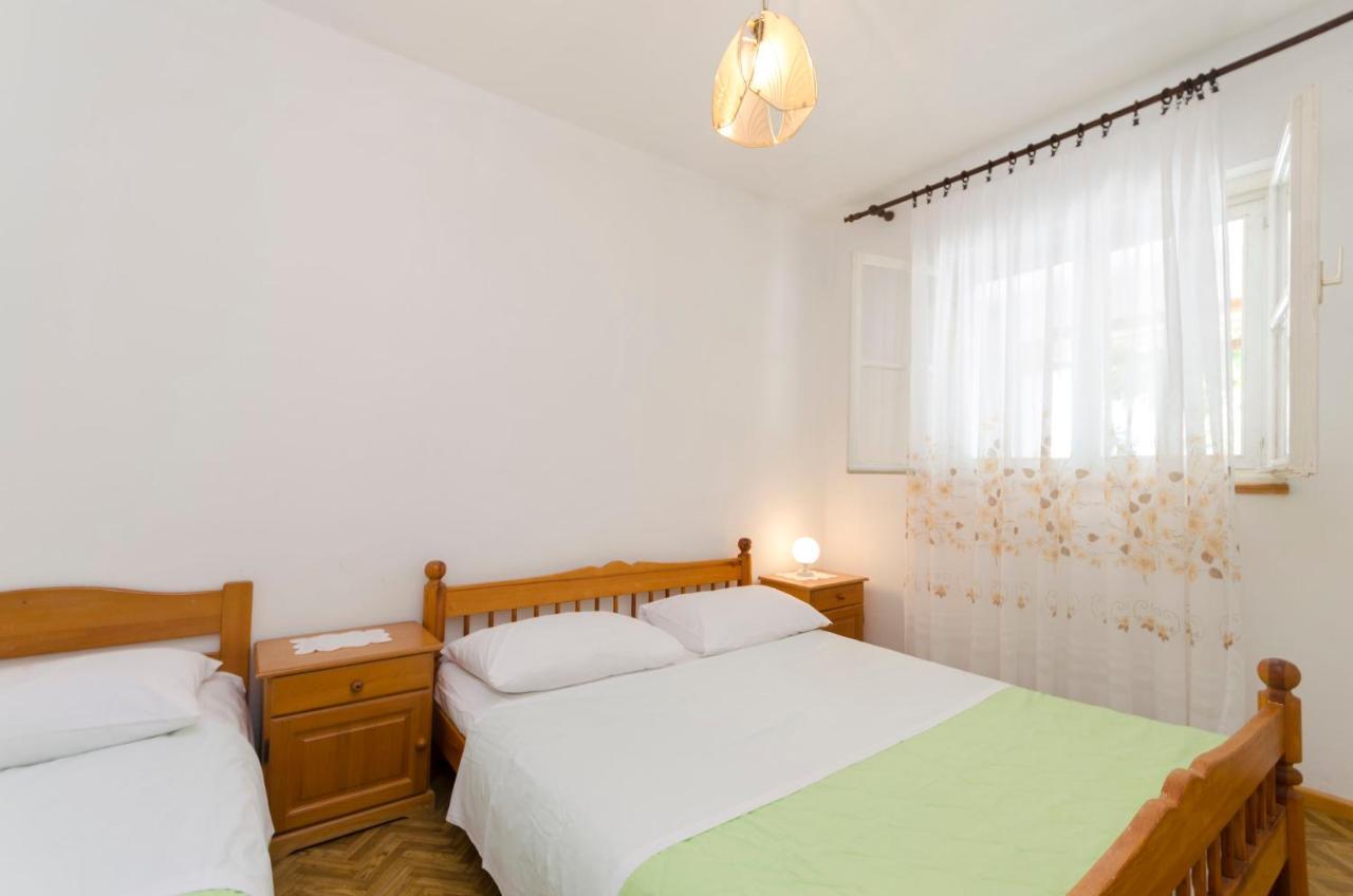 Apartment Niko Vodice Esterno foto